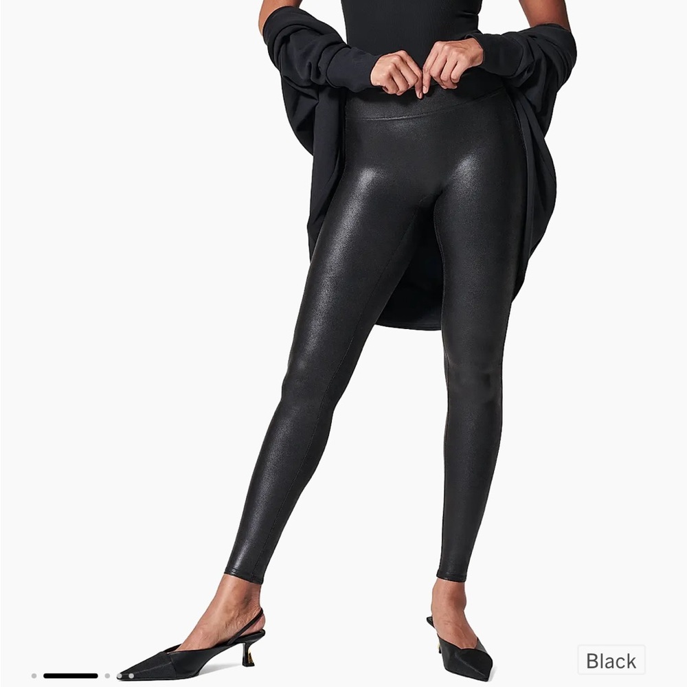 SPANX faux leather leggings - like new - XL